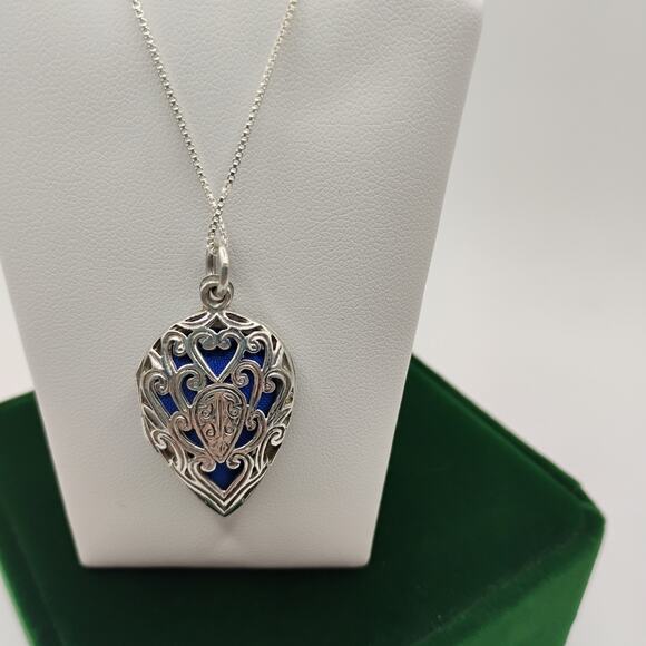 Sterling Silver Perfume Locket on 20-Inch Box Chain - Picture 2 of 3